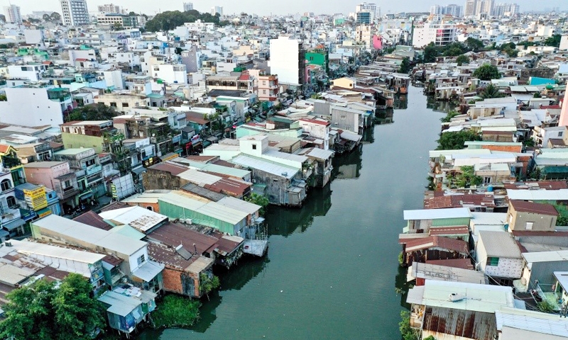 XỬ LÝ NƯỚC THẢI TẠI CÁC KÊNH RẠCH